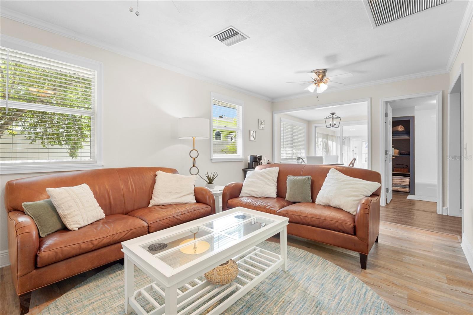 Image 20 of 86 For 2705 2nd Avenue W