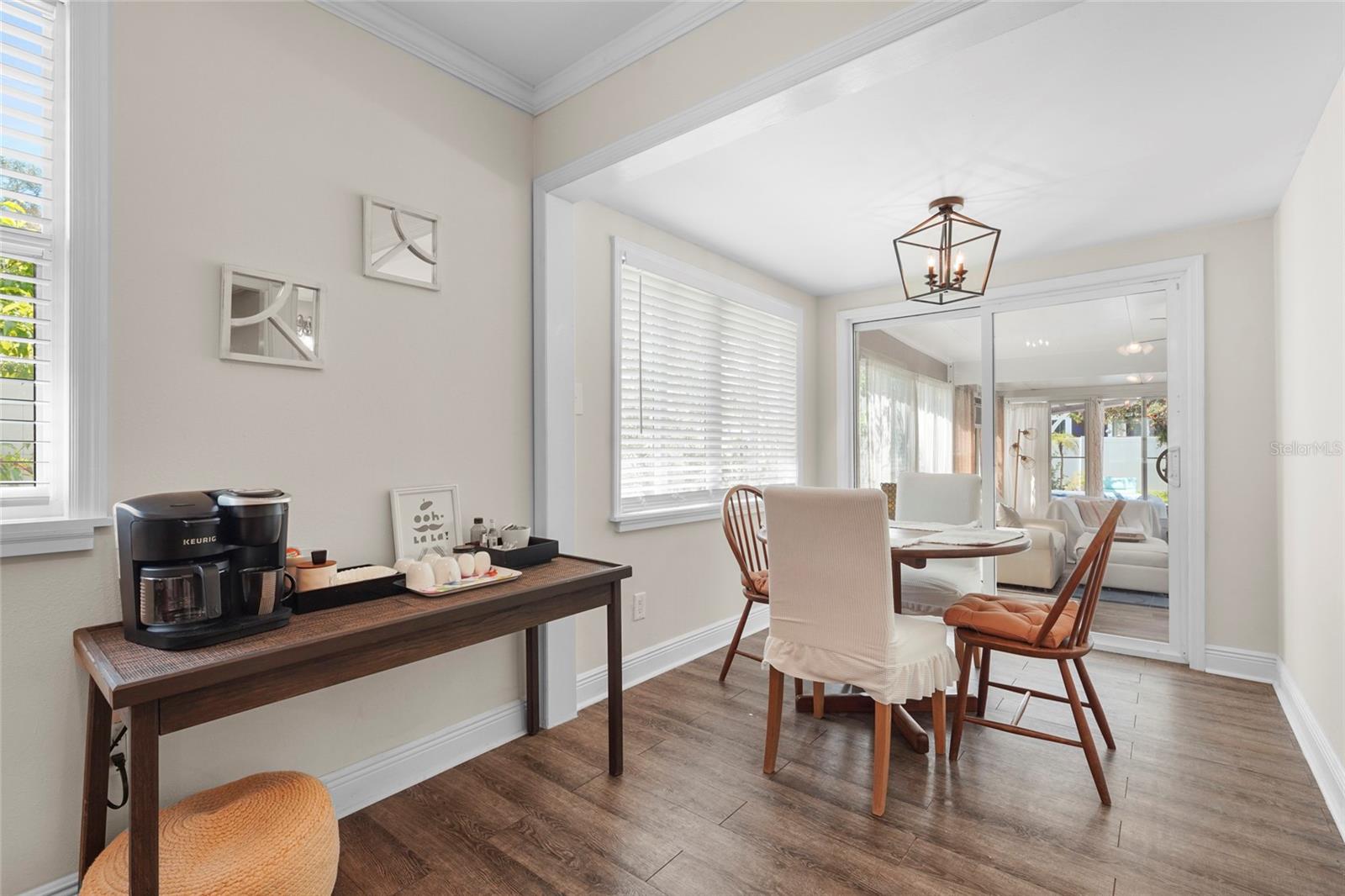 Image 33 of 86 For 2705 2nd Avenue W