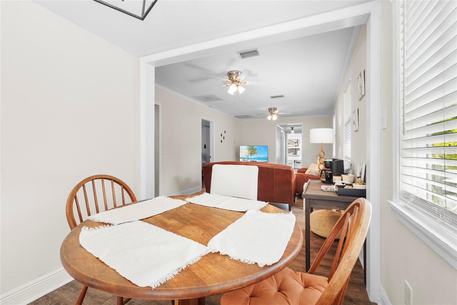 Image 36 of 86 For 2705 2nd Avenue W
