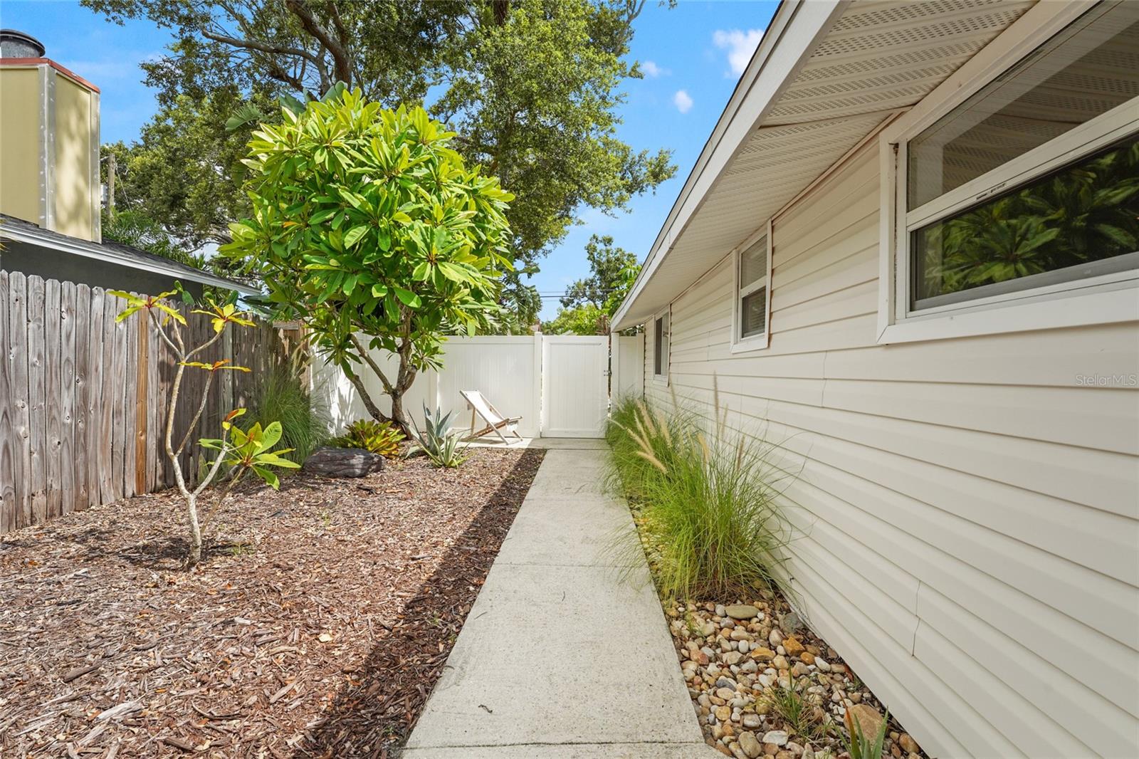 Image 74 of 86 For 2705 2nd Avenue W