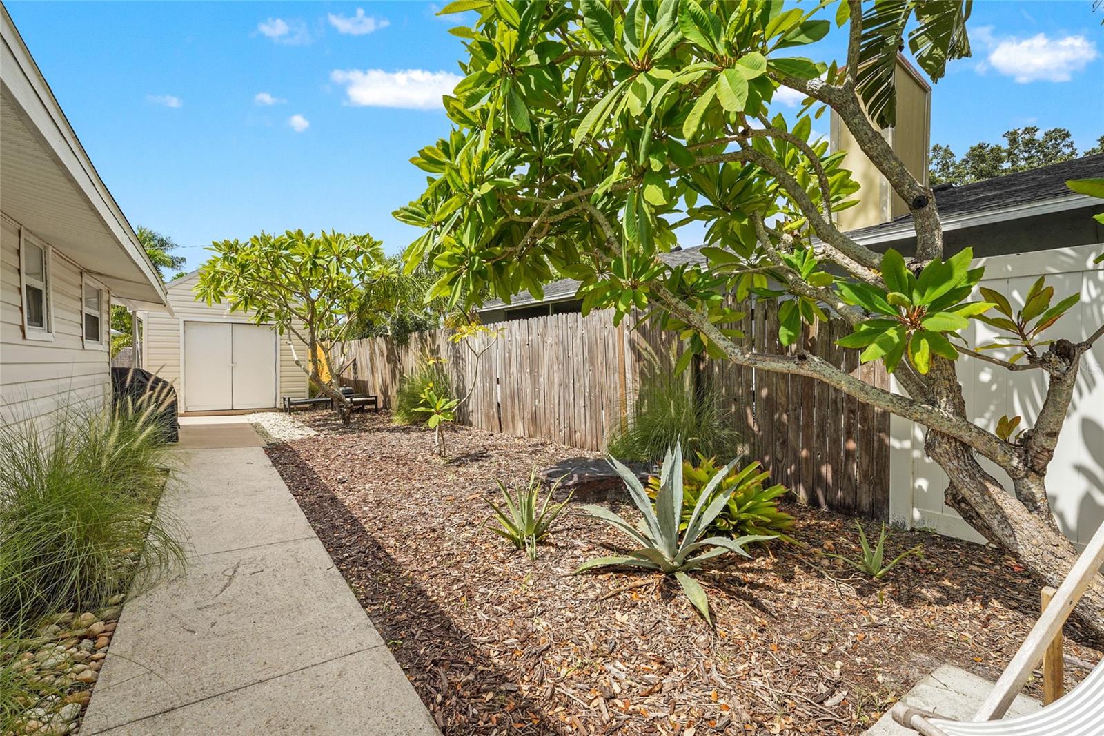 Image 76 of 86 For 2705 2nd Avenue W