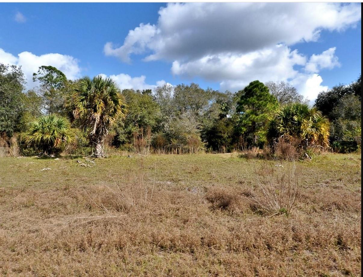 Image 2 of 2 For Grover Circle