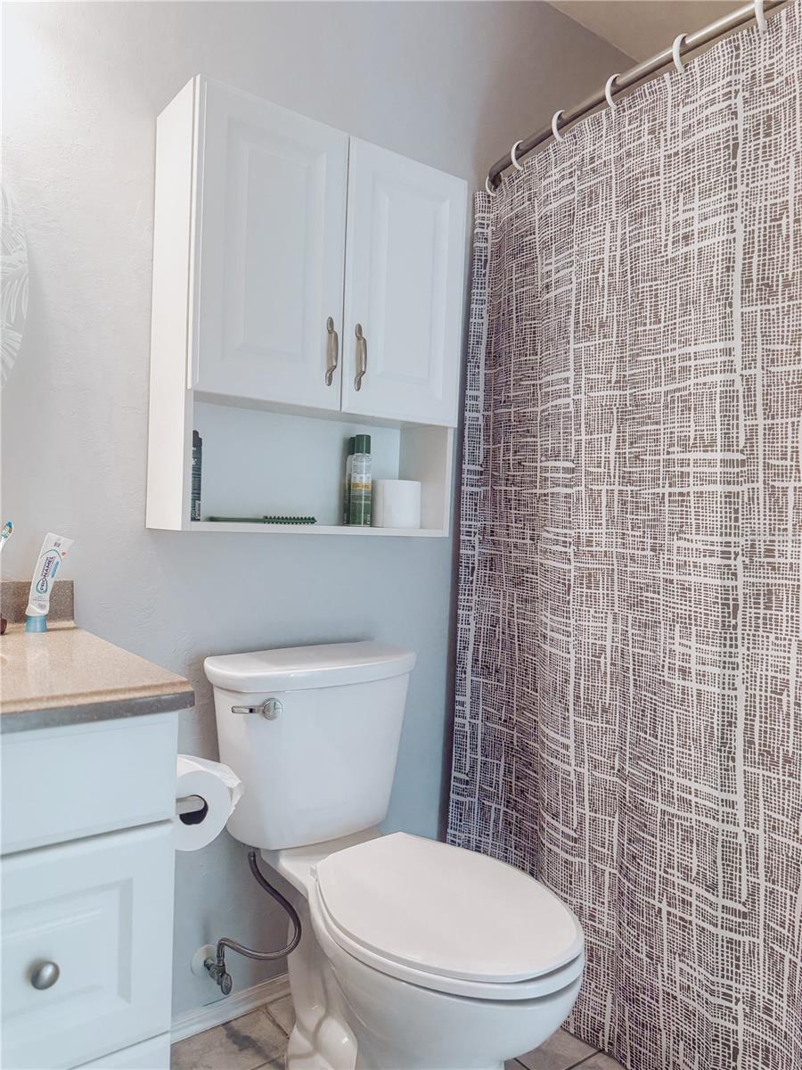 Image 10 of 22 For 3300 Loveland Boulevard 802