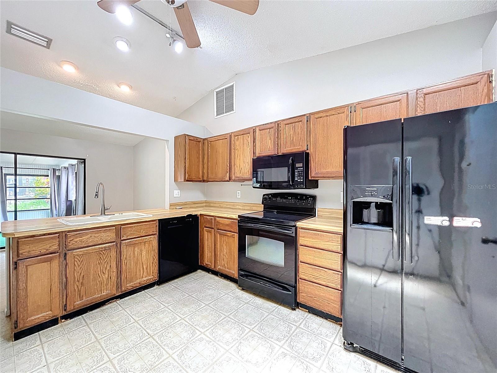 Image 38 of 64 For 903 72nd Street Nw