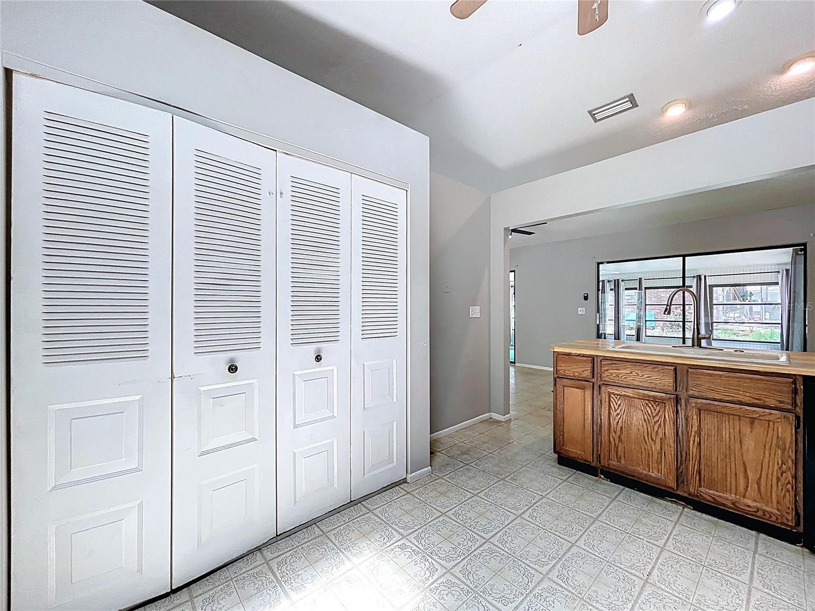 Image 59 of 64 For 903 72nd Street Nw