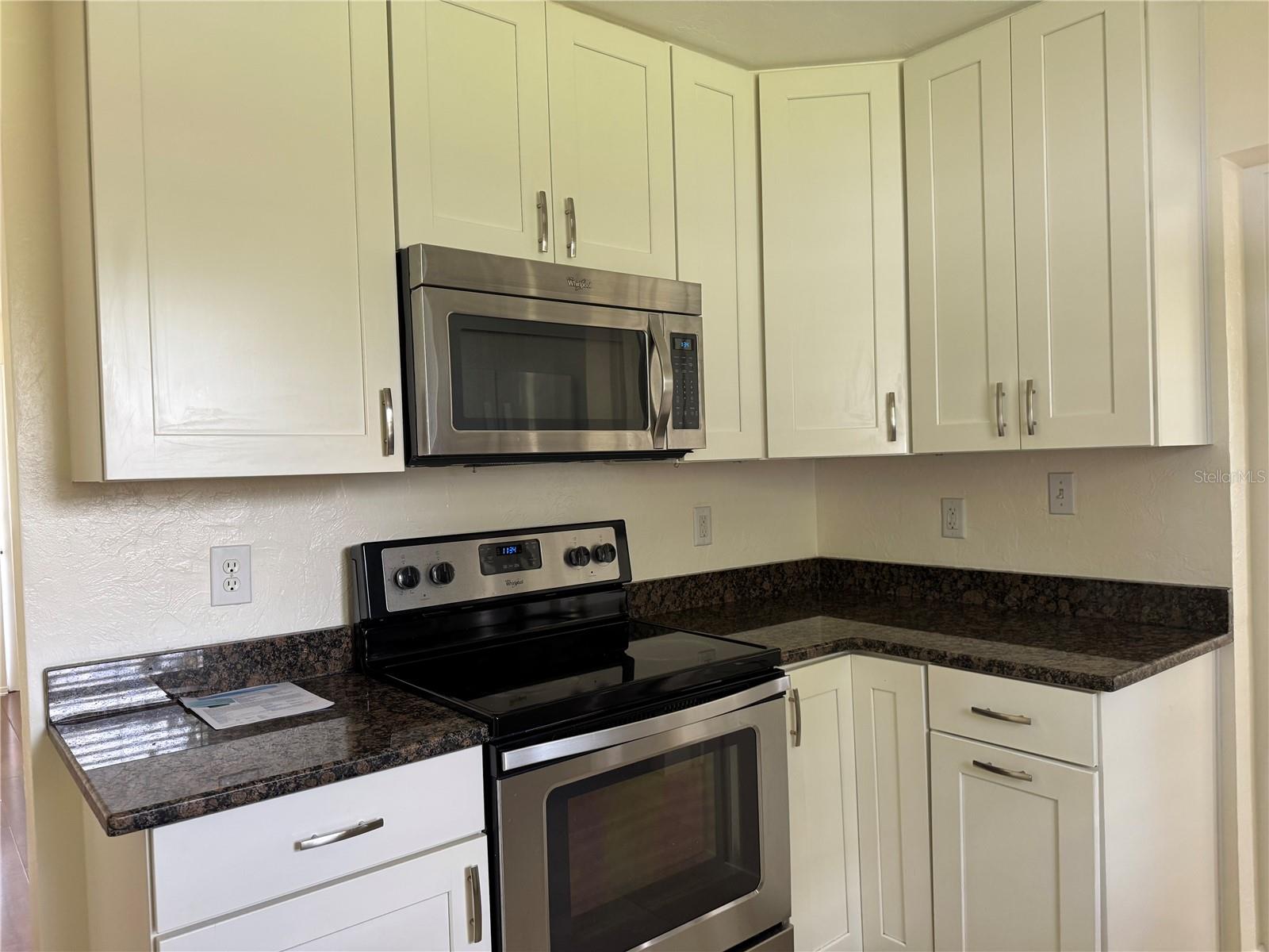 Image 6 of 19 For 4511 Ardale Street