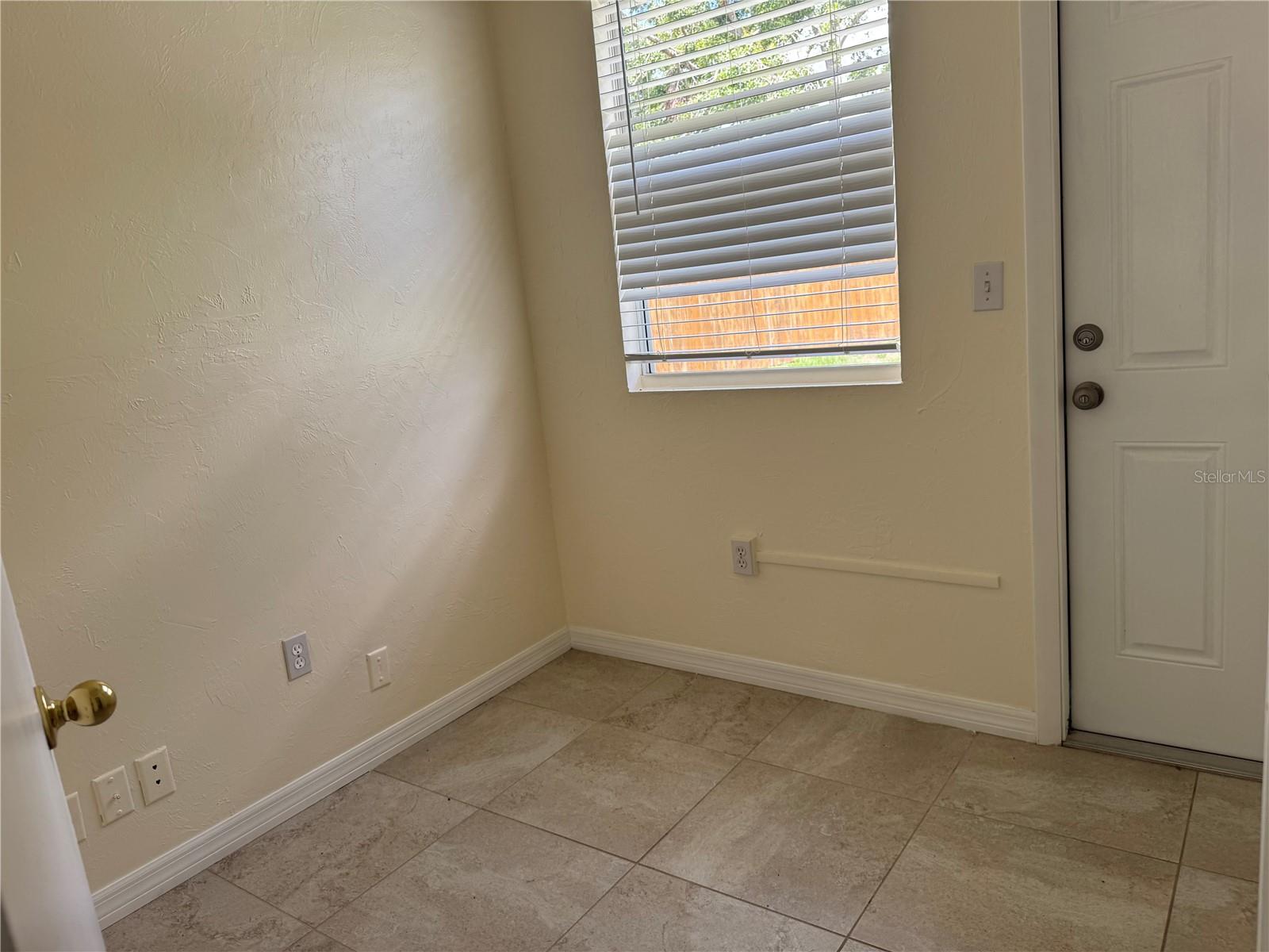 Image 7 of 19 For 4511 Ardale Street