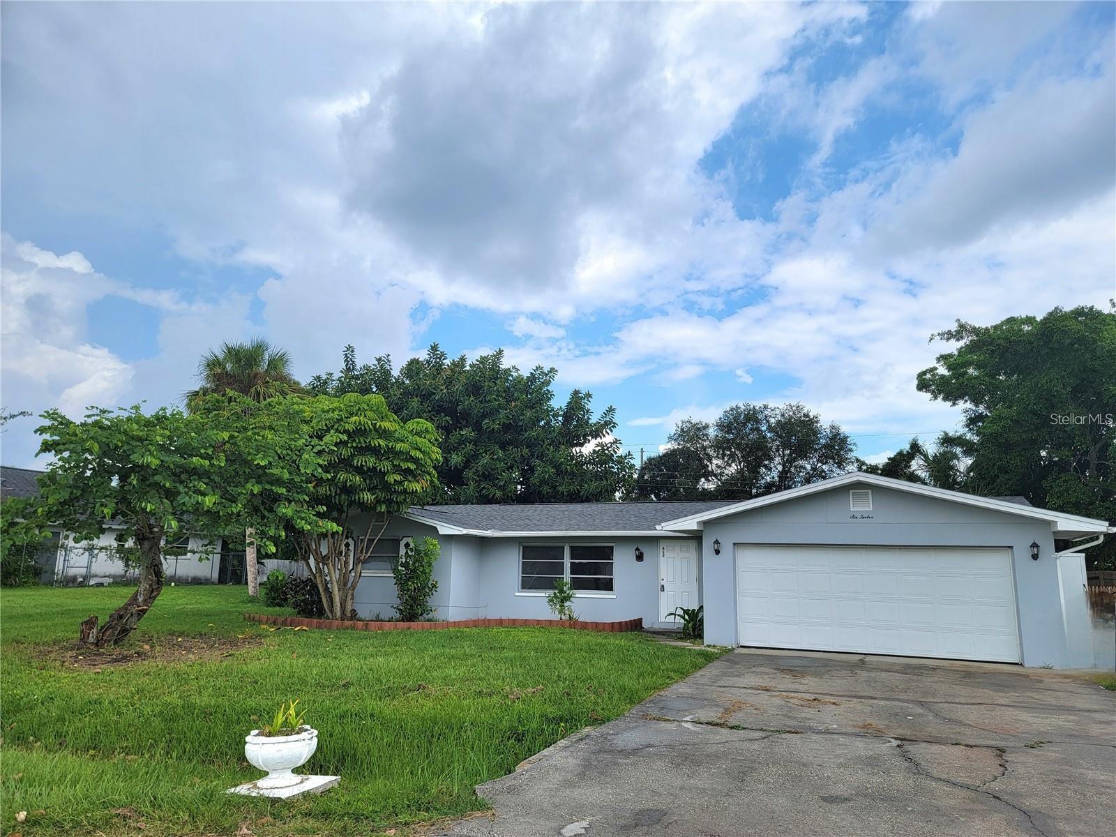 Details for 612 Porpoise Road, VENICE, FL 34293