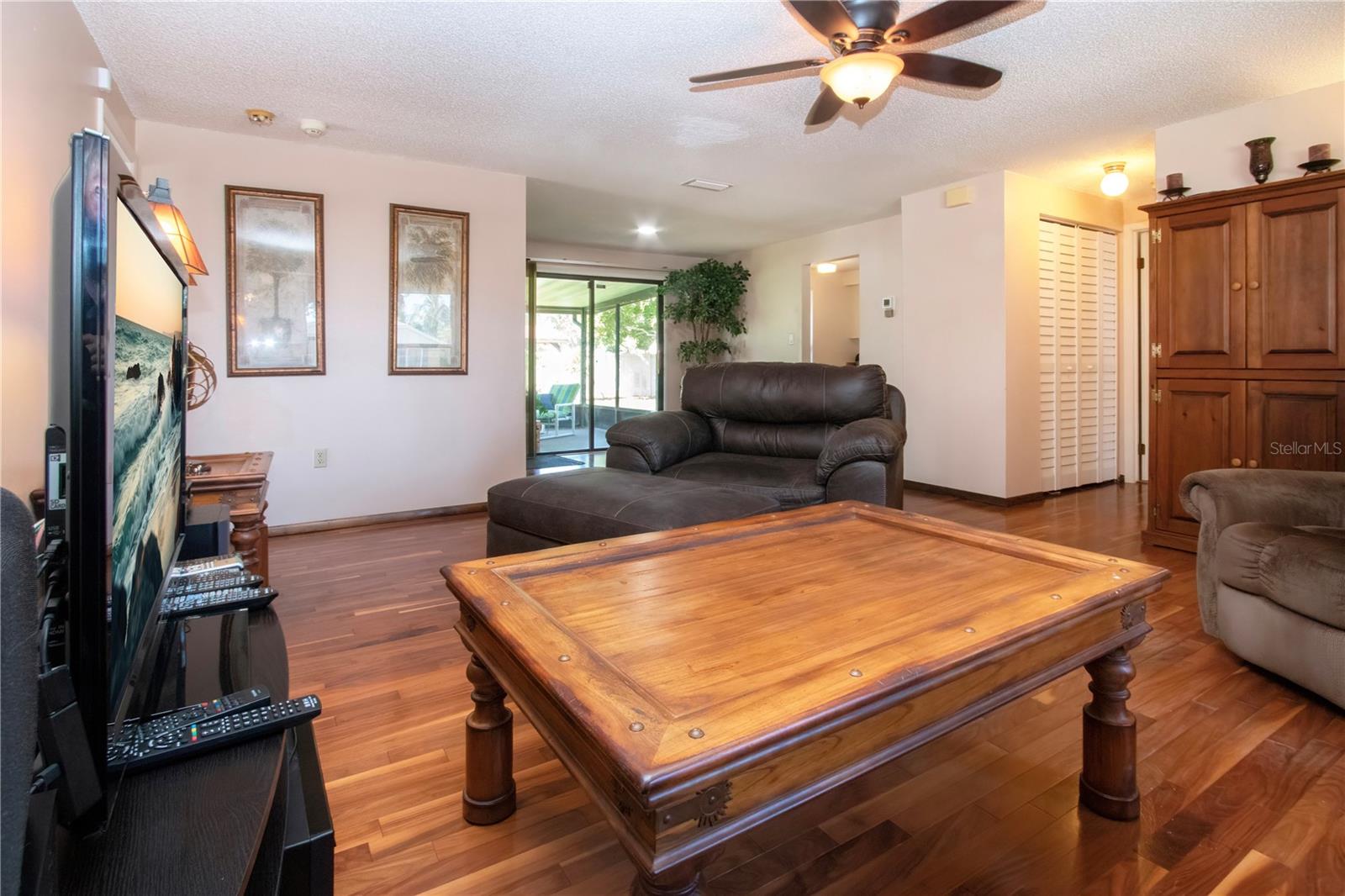 Image 14 of 58 For 6501 34th Avenue W