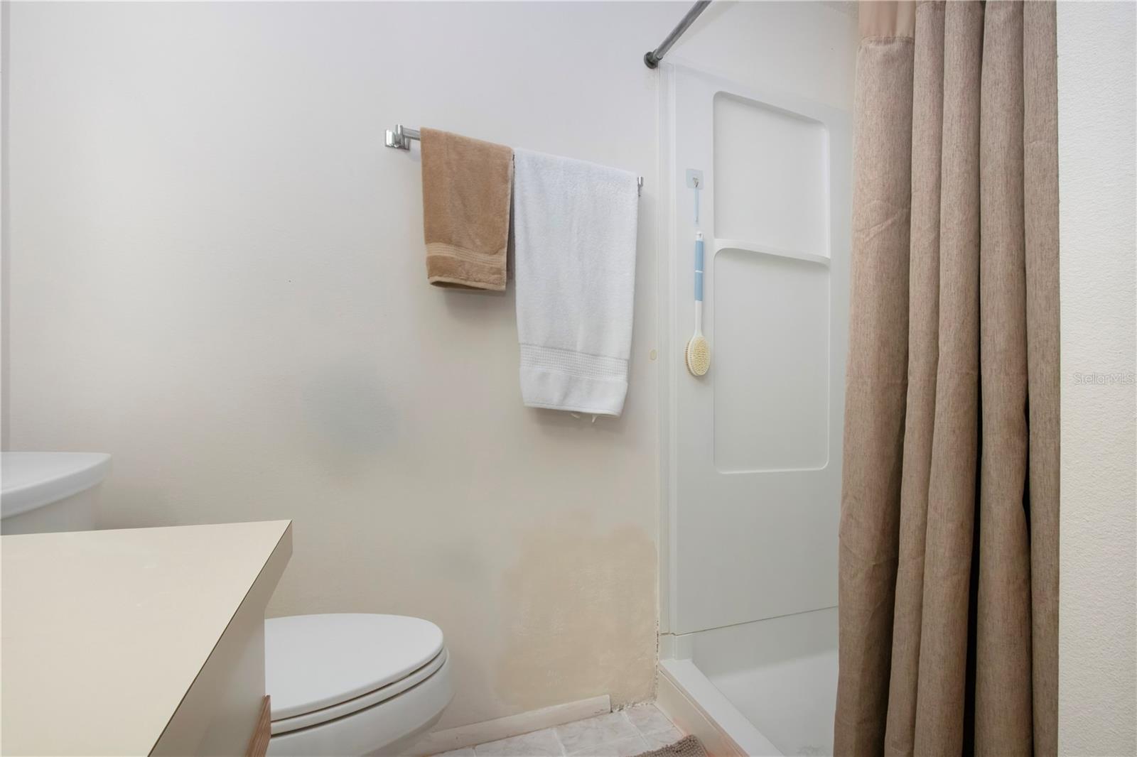 Image 40 of 58 For 6501 34th Avenue W