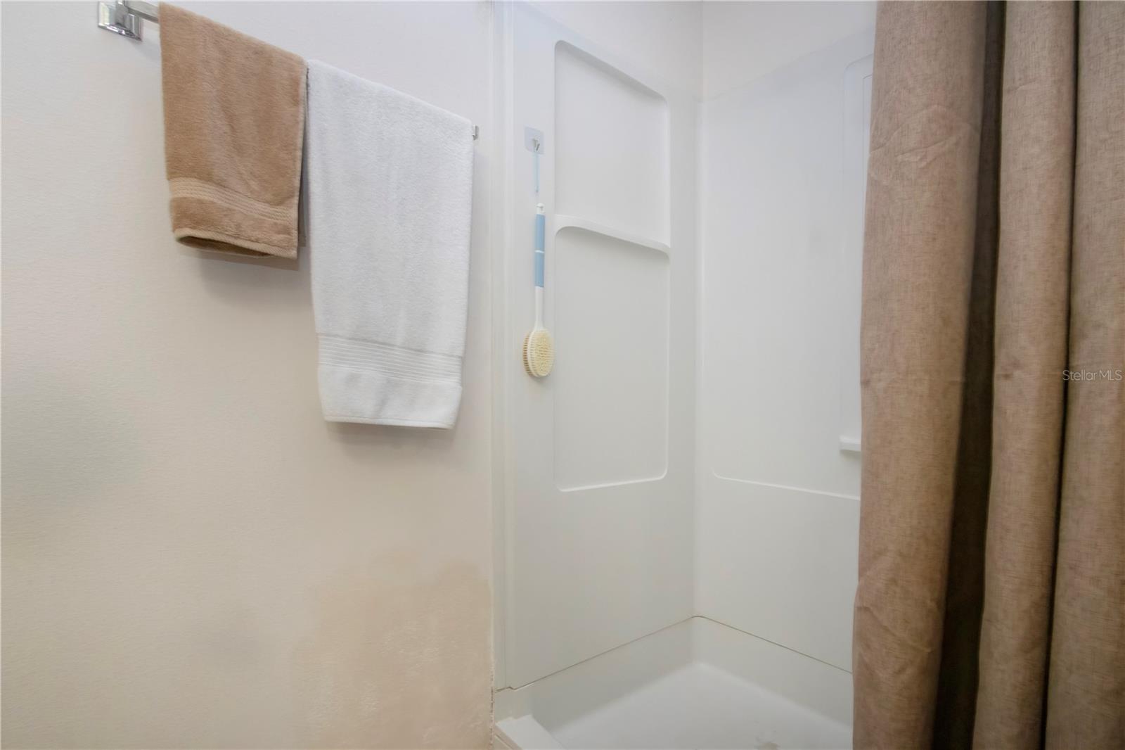 Image 41 of 58 For 6501 34th Avenue W