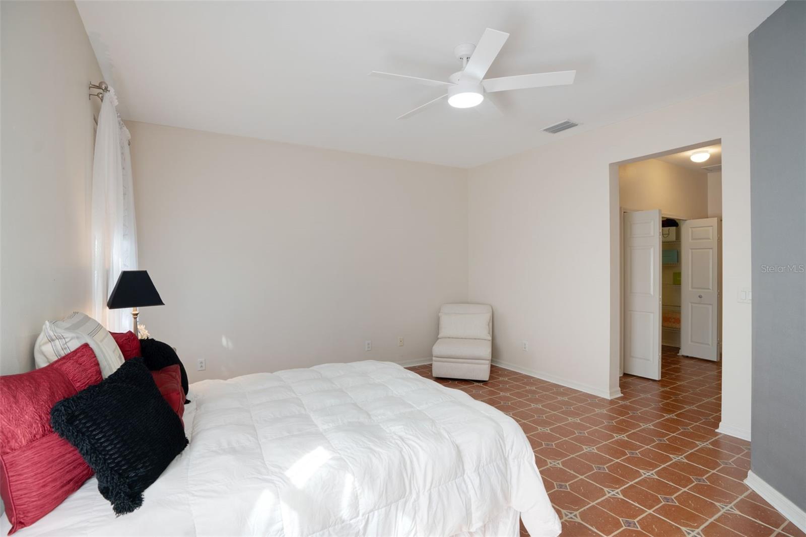 Image 24 of 36 For 1410 Maseno Drive