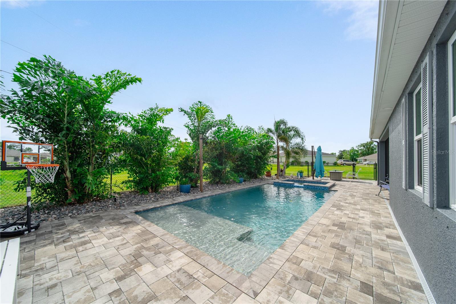 Image 14 of 31 For 25427 Doredo Drive