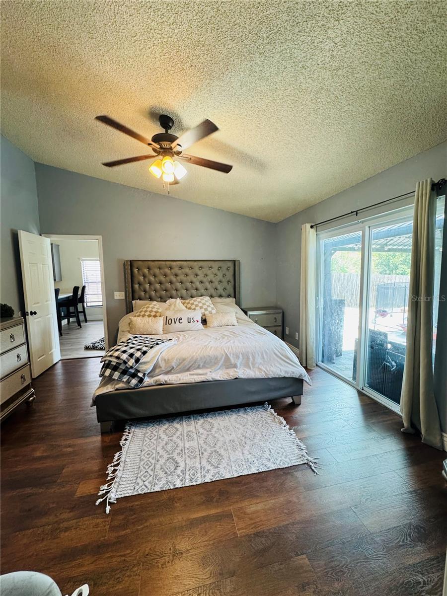 Image 13 of 29 For 1027 Whittier Circle