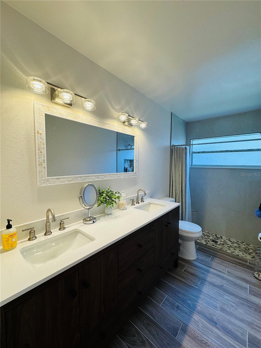 Image 16 of 29 For 1027 Whittier Circle