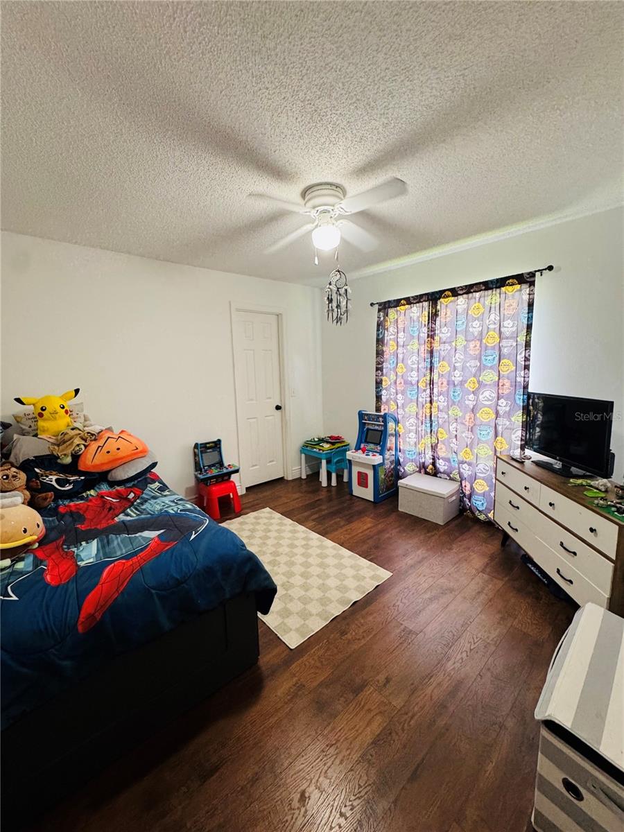 Image 22 of 29 For 1027 Whittier Circle