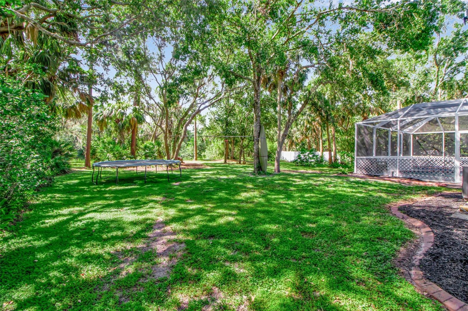 Image 13 of 75 For 14818 7th Avenue E