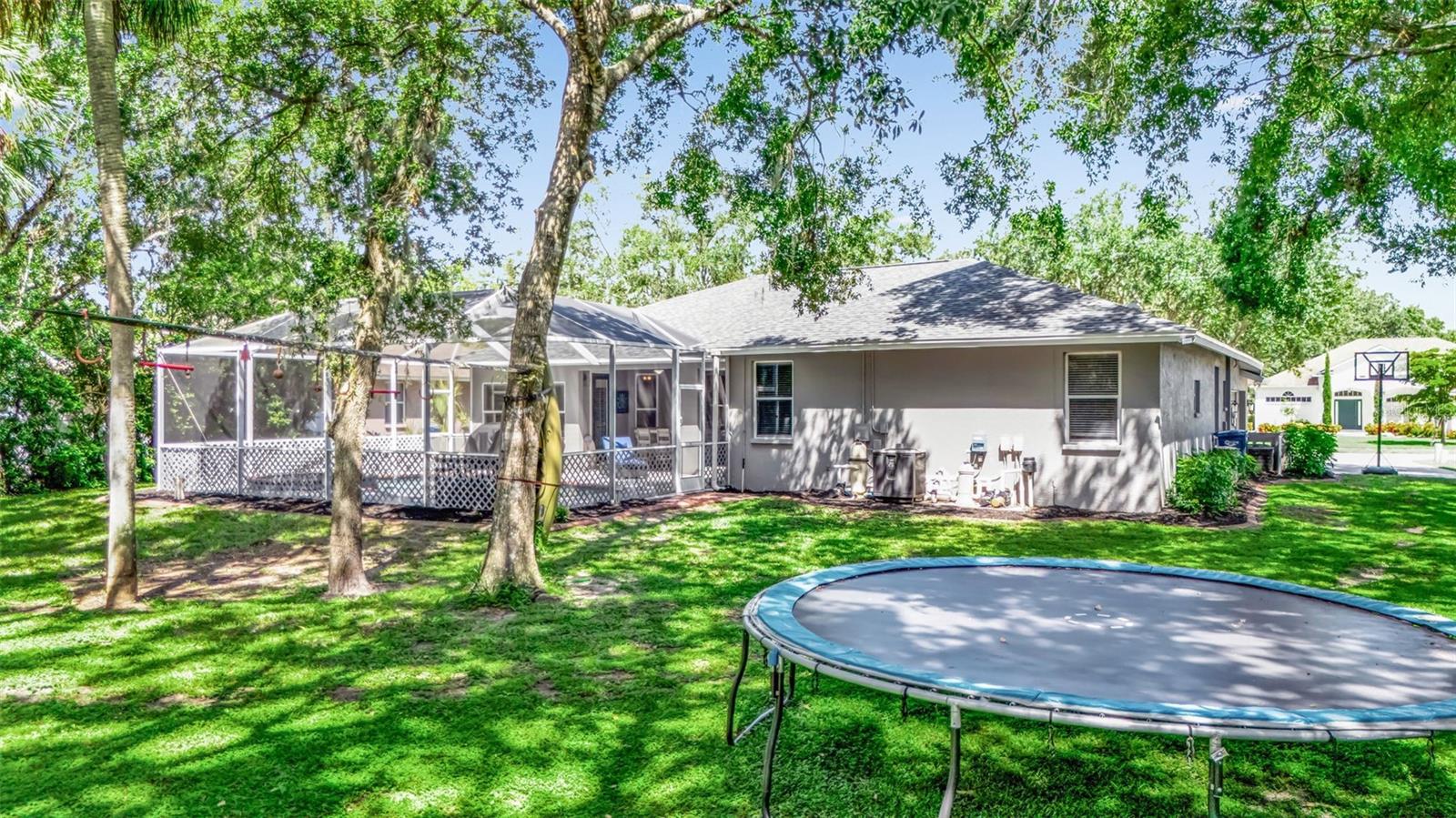 Image 15 of 75 For 14818 7th Avenue E