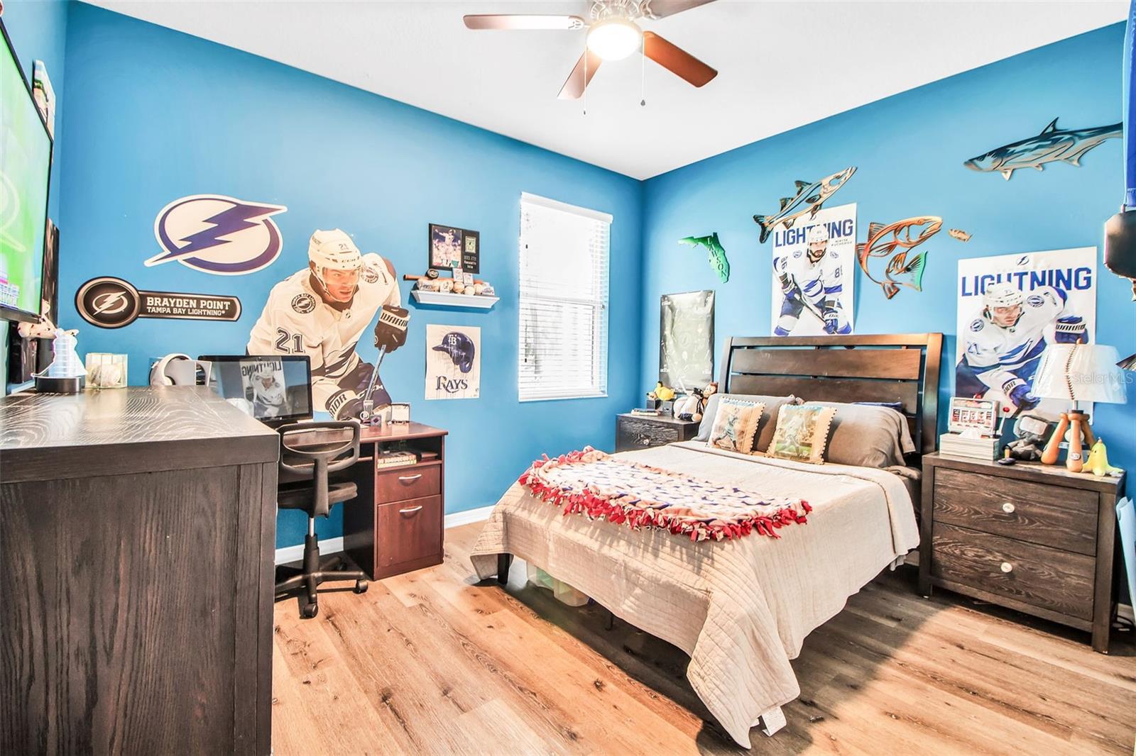 Image 41 of 75 For 14818 7th Avenue E