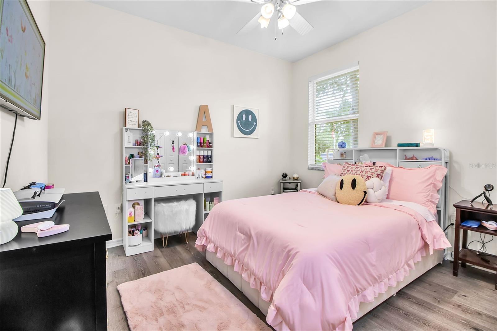 Image 47 of 75 For 14818 7th Avenue E