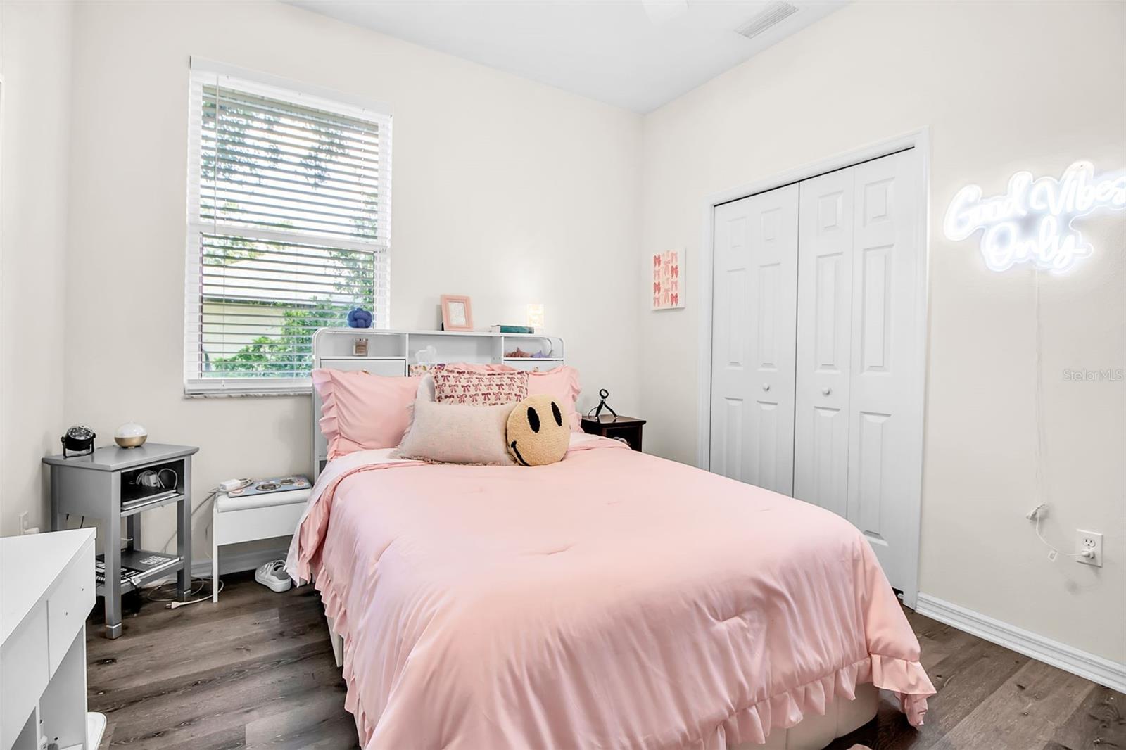 Image 48 of 75 For 14818 7th Avenue E