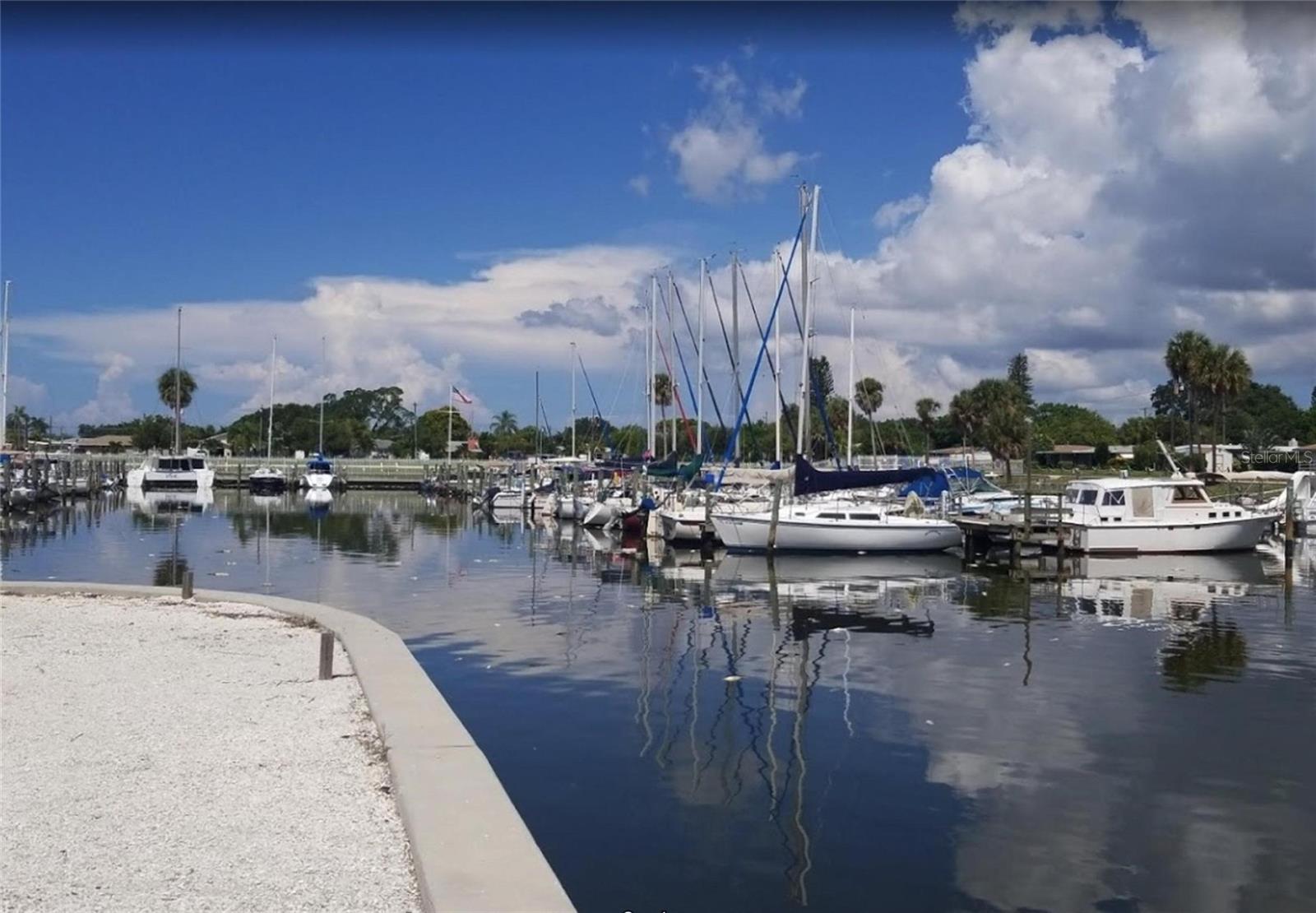 Image 64 of 73 For 310 Bryn Mawr Island