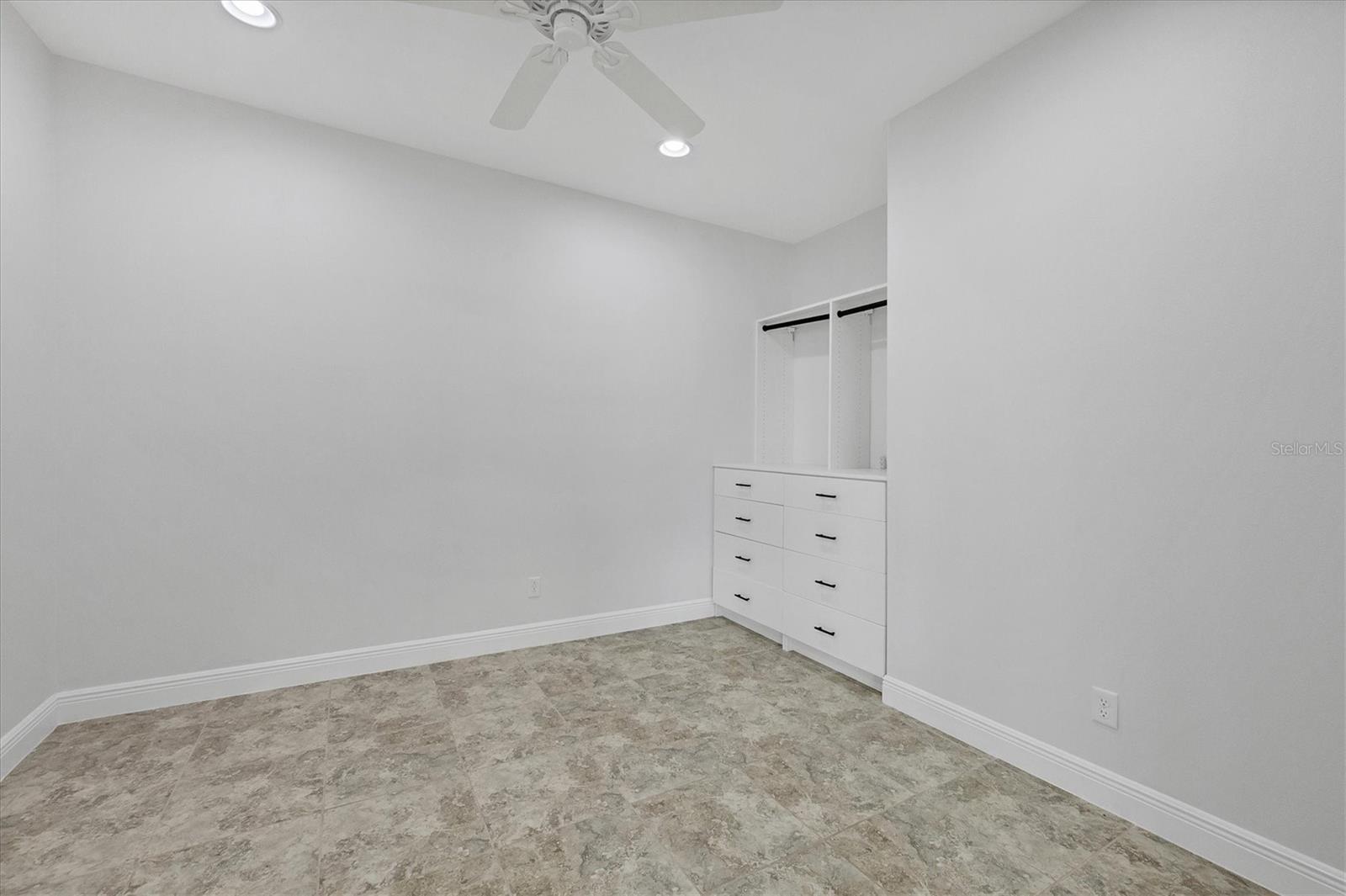 Image 18 of 44 For 7510 Registrar Way