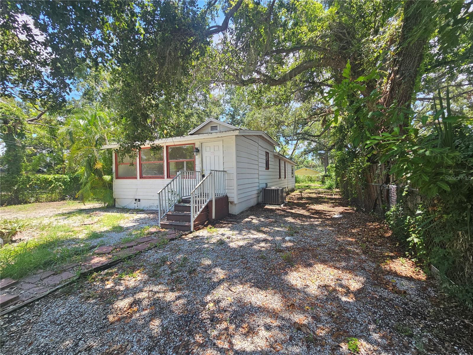 Image 11 of 48 For 1468 19th Street