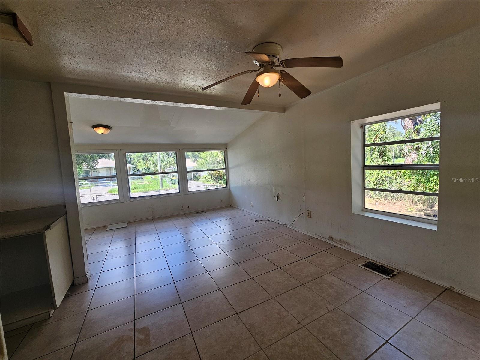 Image 17 of 48 For 1468 19th Street