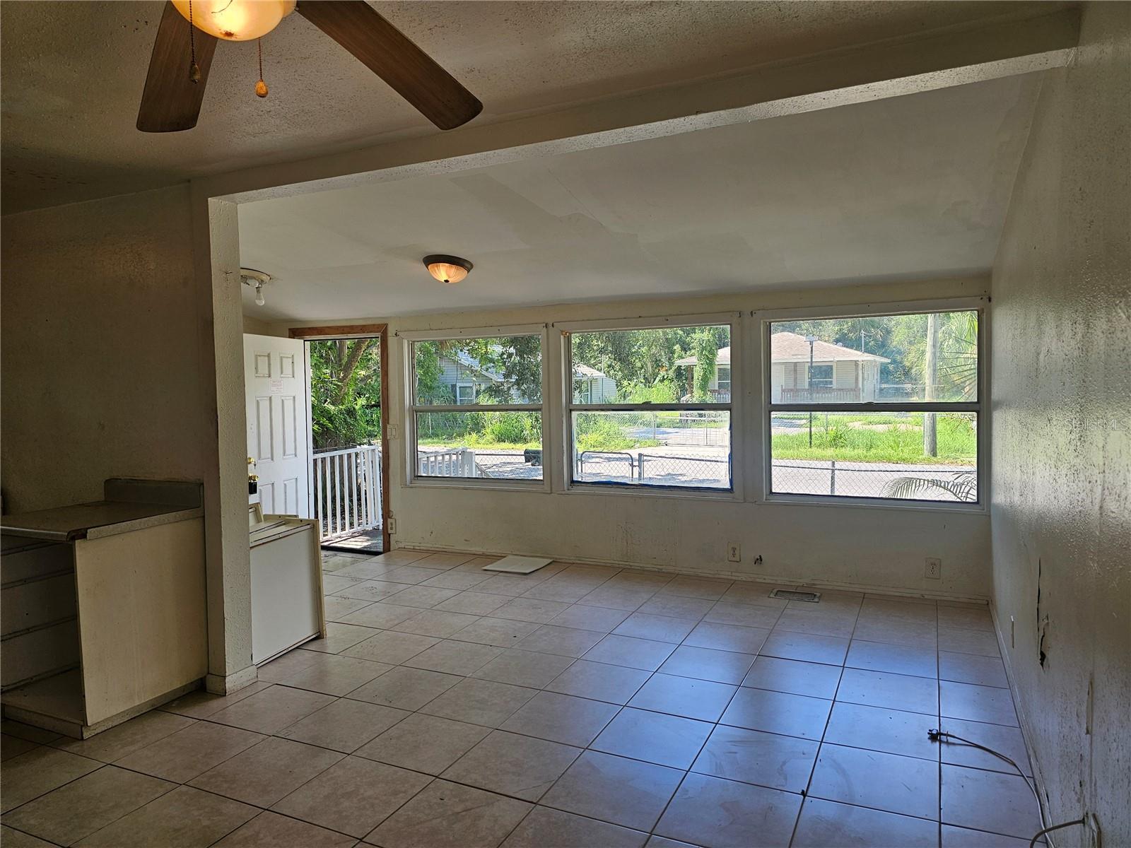 Image 18 of 48 For 1468 19th Street