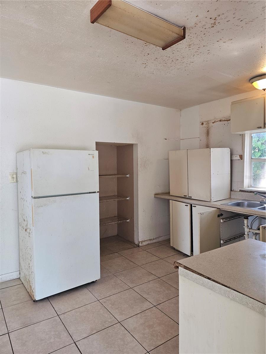Image 21 of 48 For 1468 19th Street