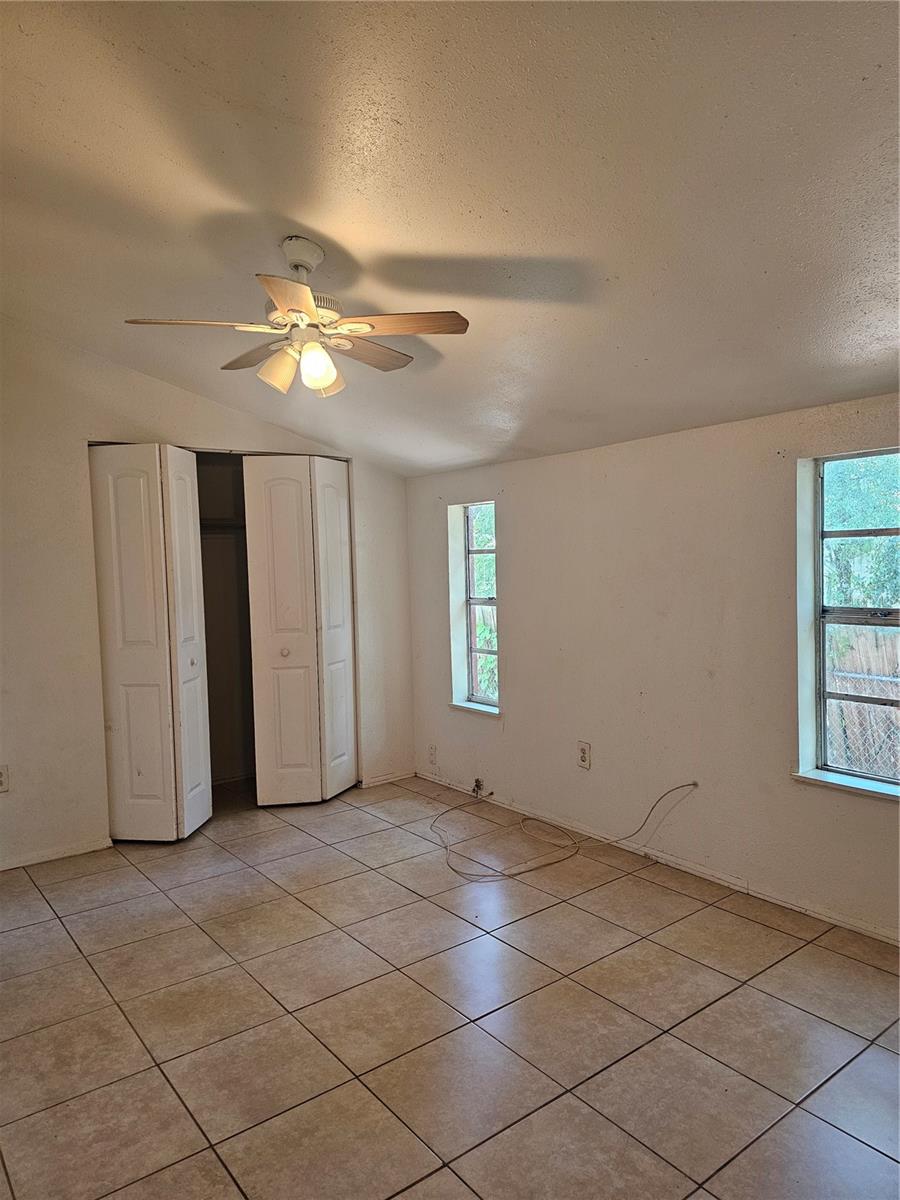 Image 33 of 48 For 1468 19th Street