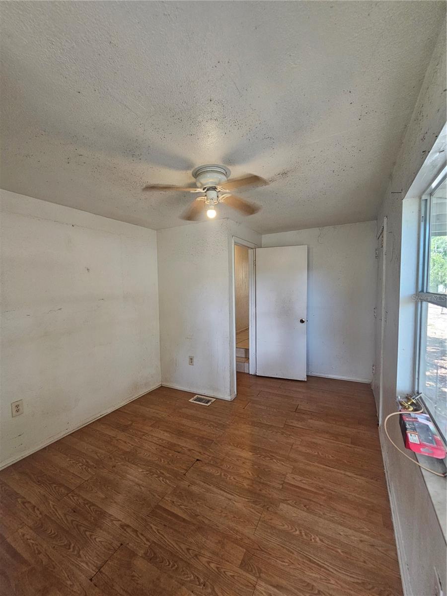 Image 39 of 48 For 1468 19th Street
