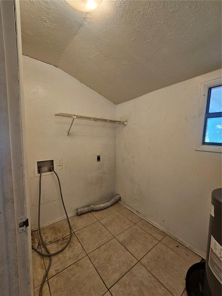 Image 41 of 48 For 1468 19th Street