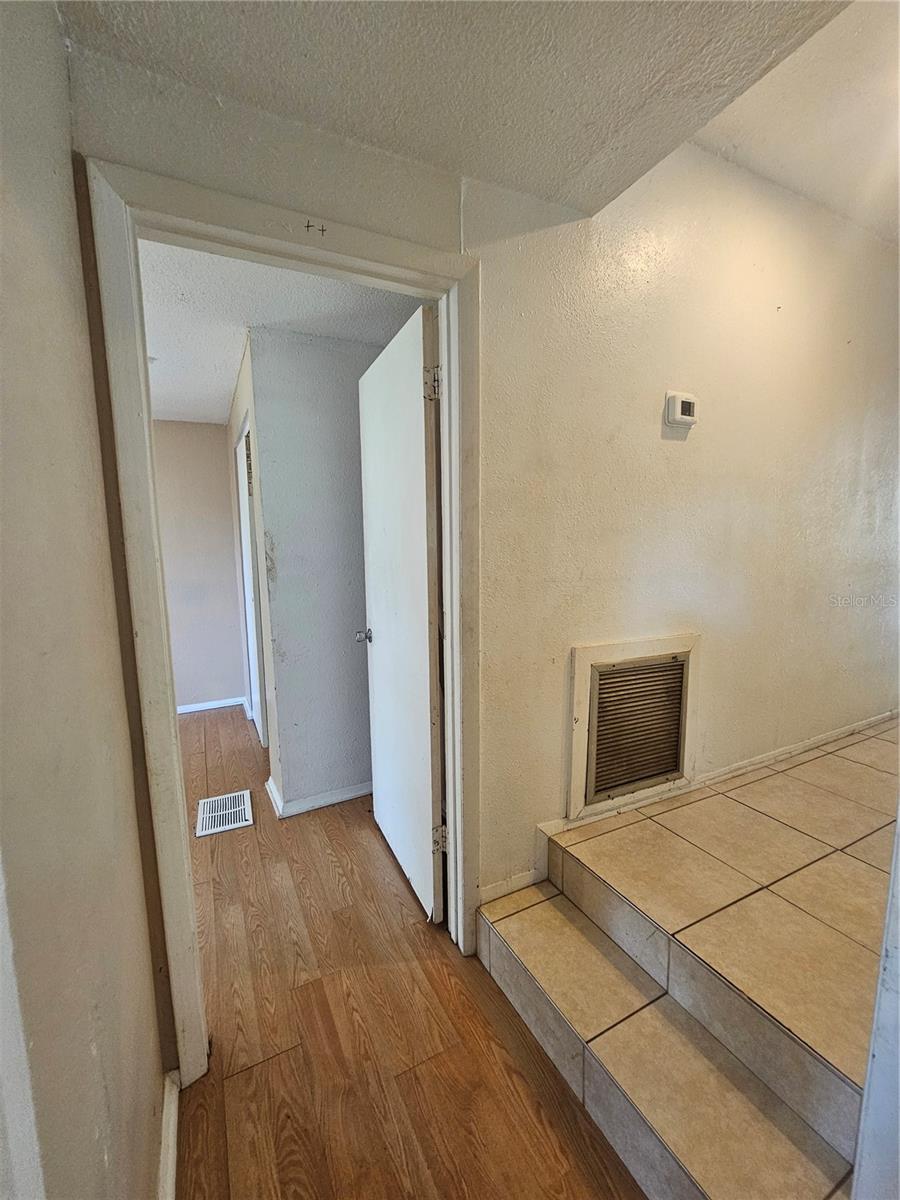 Image 44 of 48 For 1468 19th Street