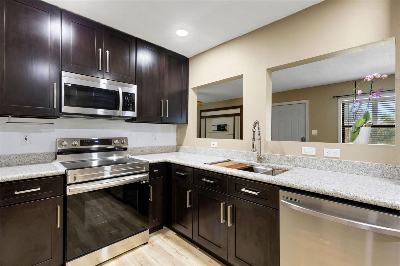 Image 14 of 46 For 3341 Croton Terrace