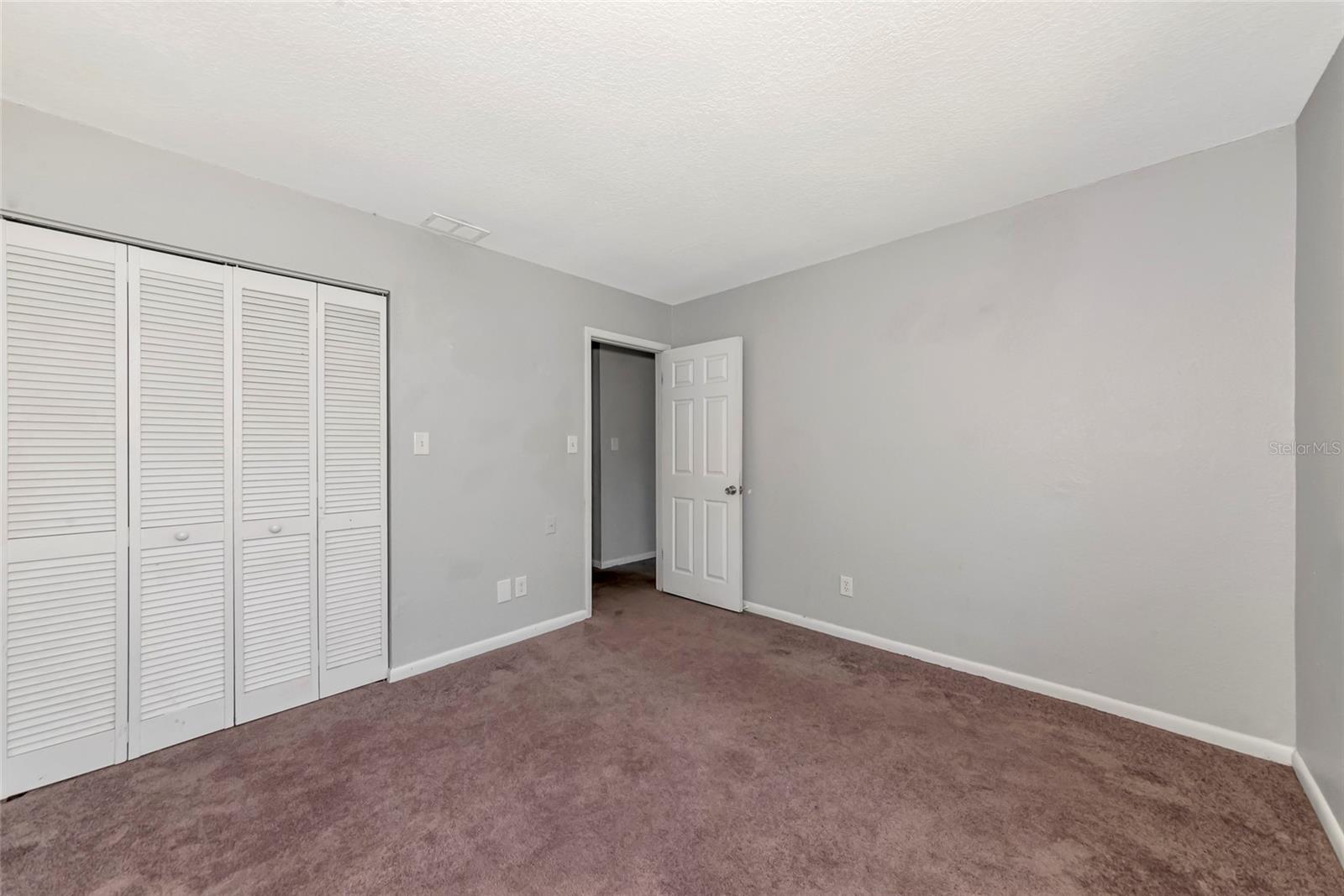 Image 31 of 34 For 405 Barlow Avenue 61