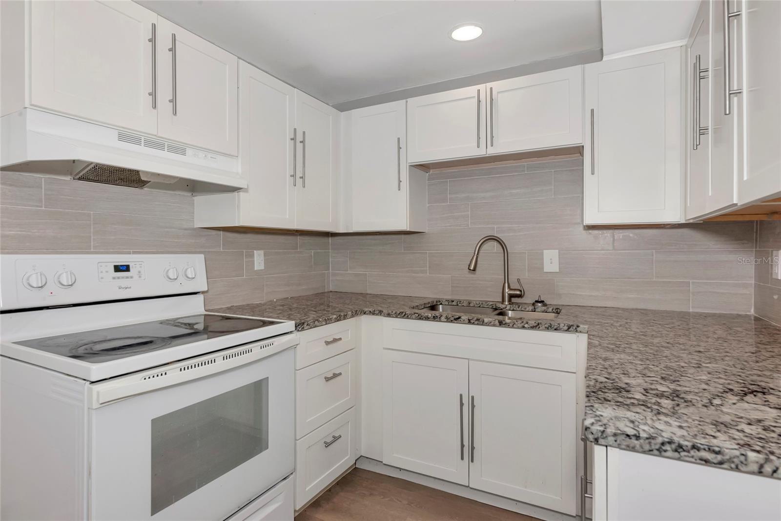 Image 5 of 34 For 405 Barlow Avenue 61