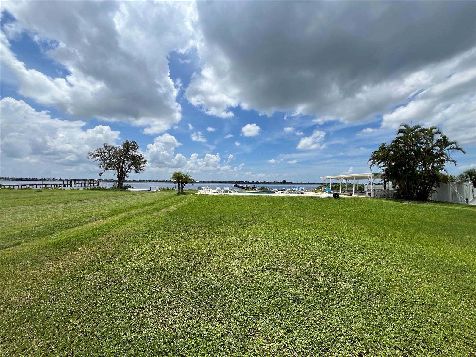 Image 4 of 8 For 708 45th Avenue E