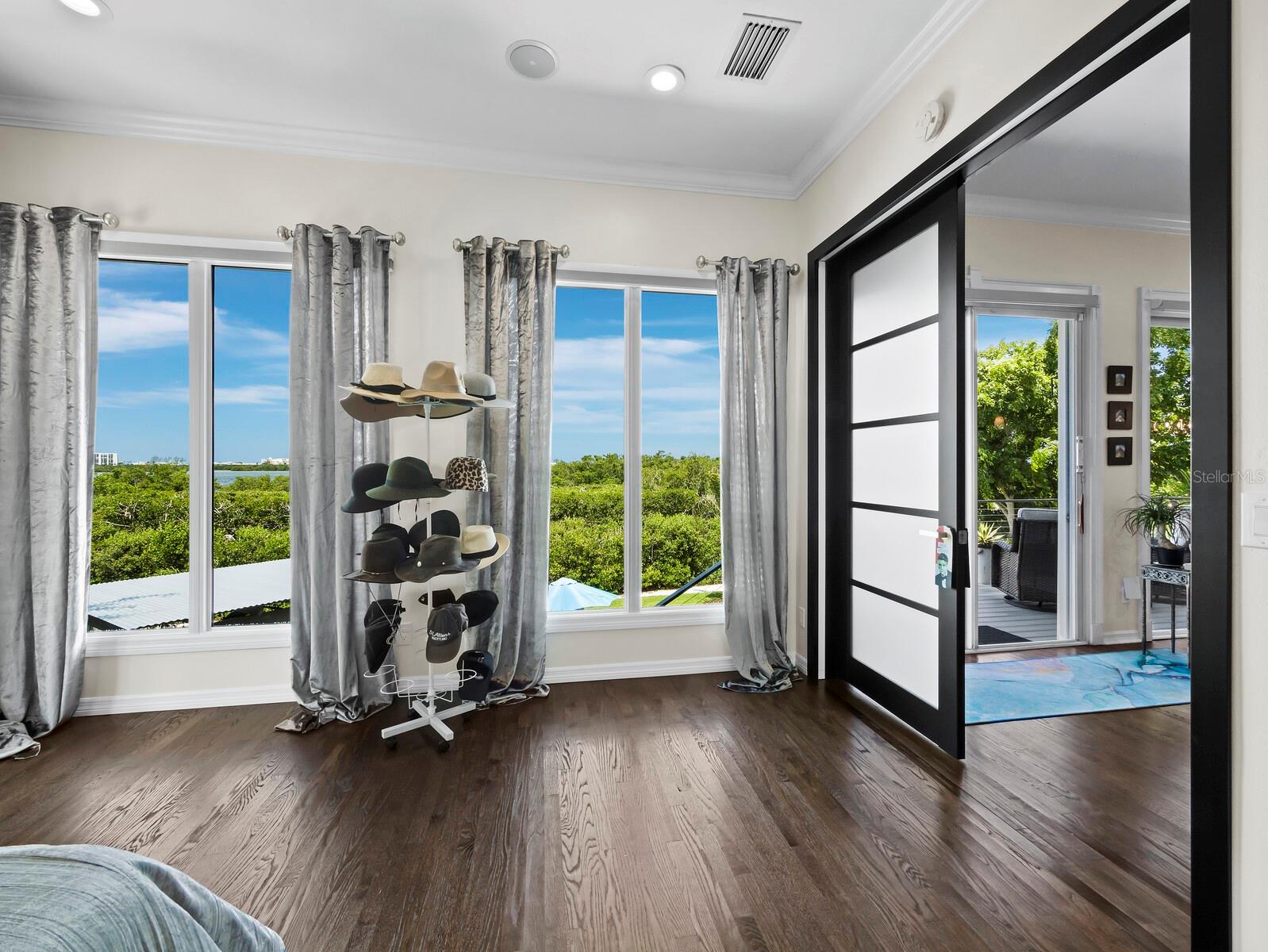 Image 22 of 71 For 8810 Fishermens Bay Drive