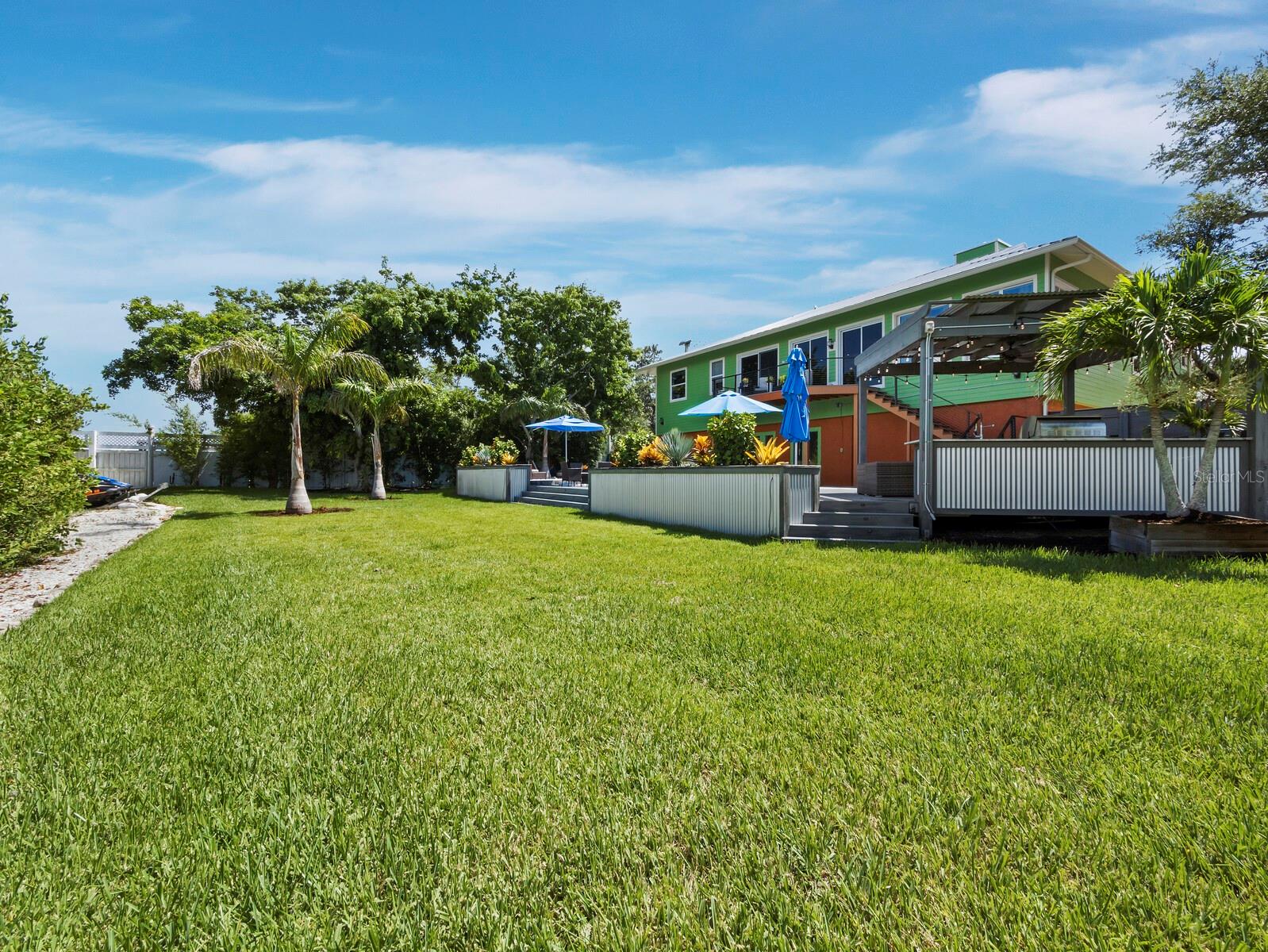 Image 33 of 71 For 8810 Fishermens Bay Drive