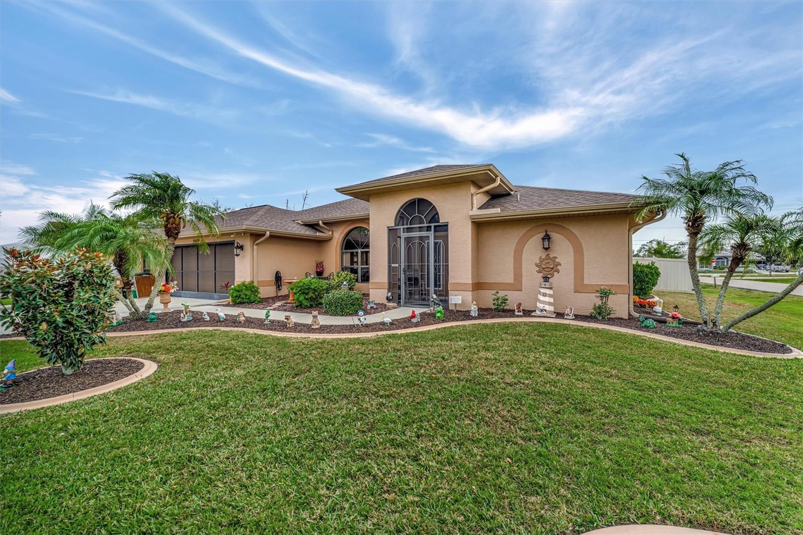 Image 10 of 60 For 23039 Worth Avenue