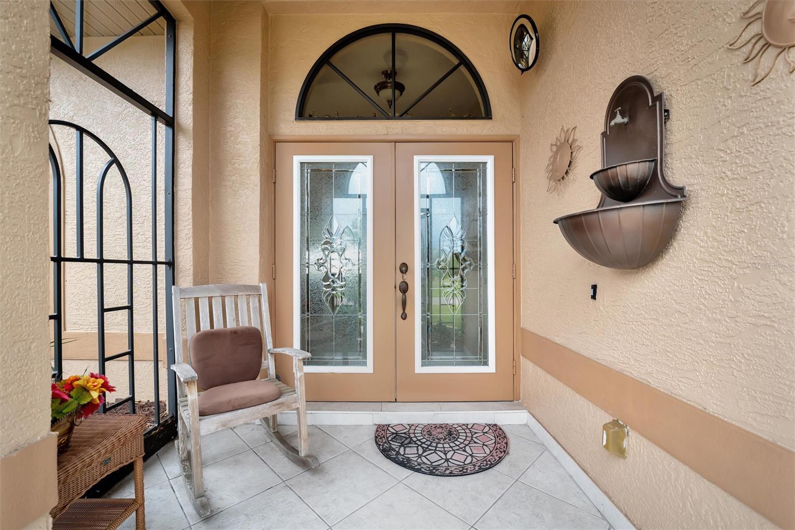 Image 14 of 60 For 23039 Worth Avenue