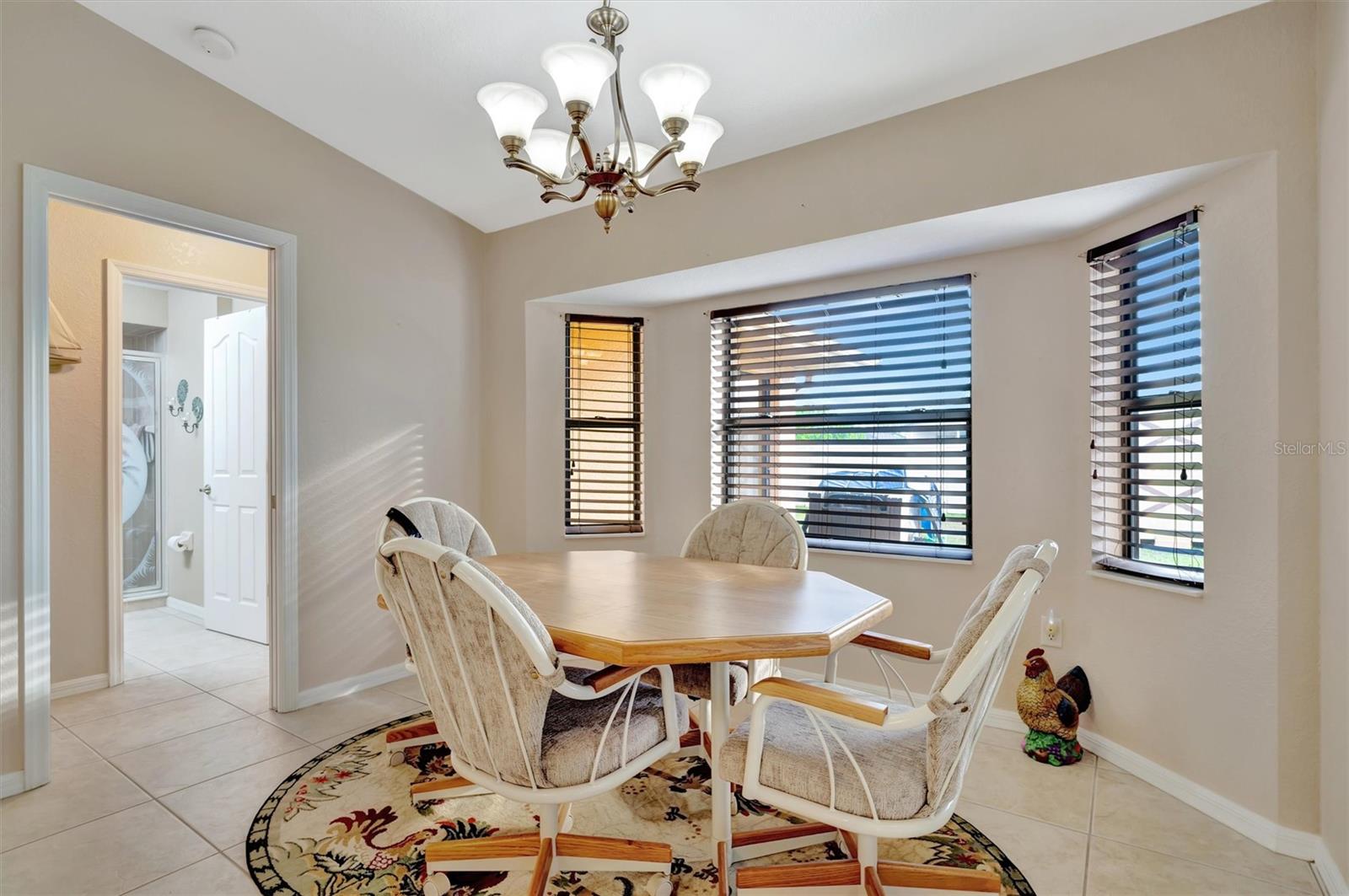 Image 41 of 60 For 23039 Worth Avenue