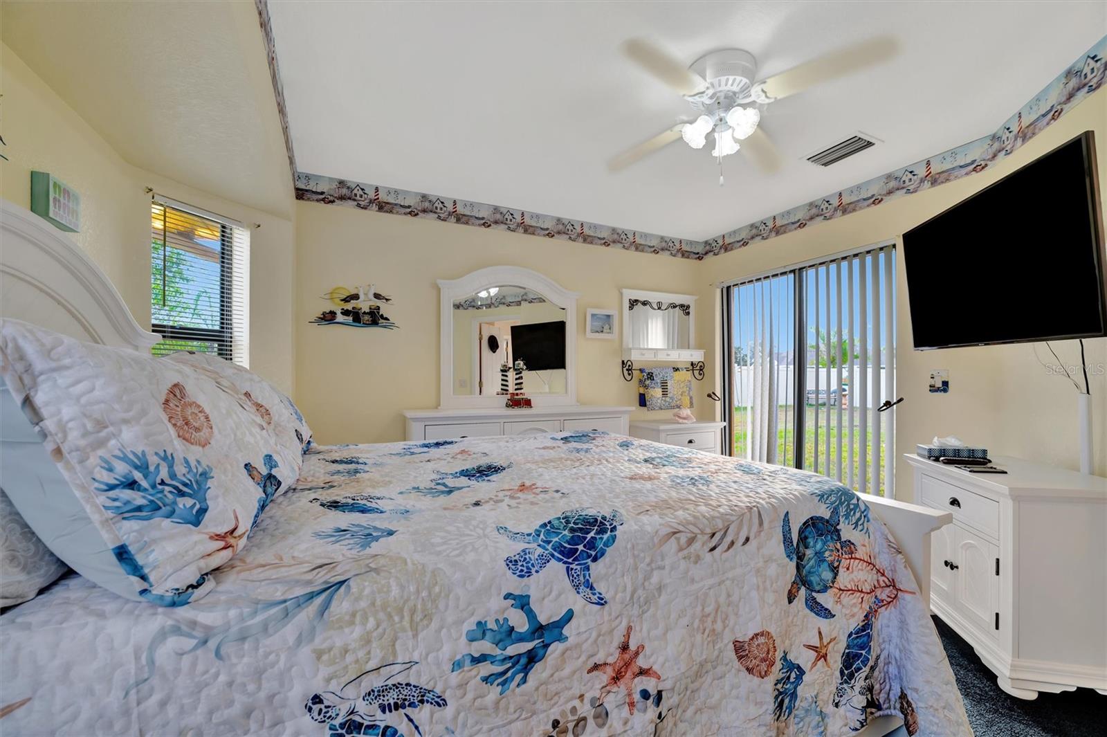 Image 48 of 60 For 23039 Worth Avenue