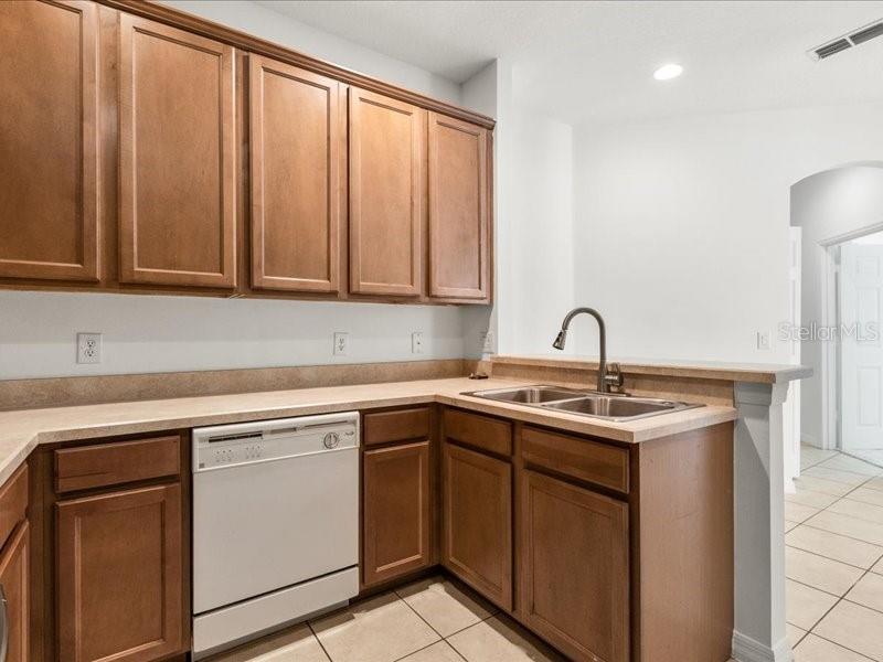 Image 9 of 25 For 1022 Coquina Lane