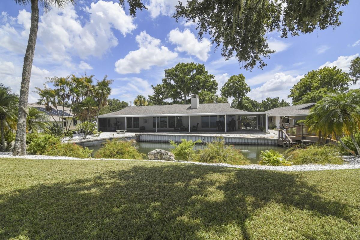 Image 10 of 40 For 8035 Lakeside Drive
