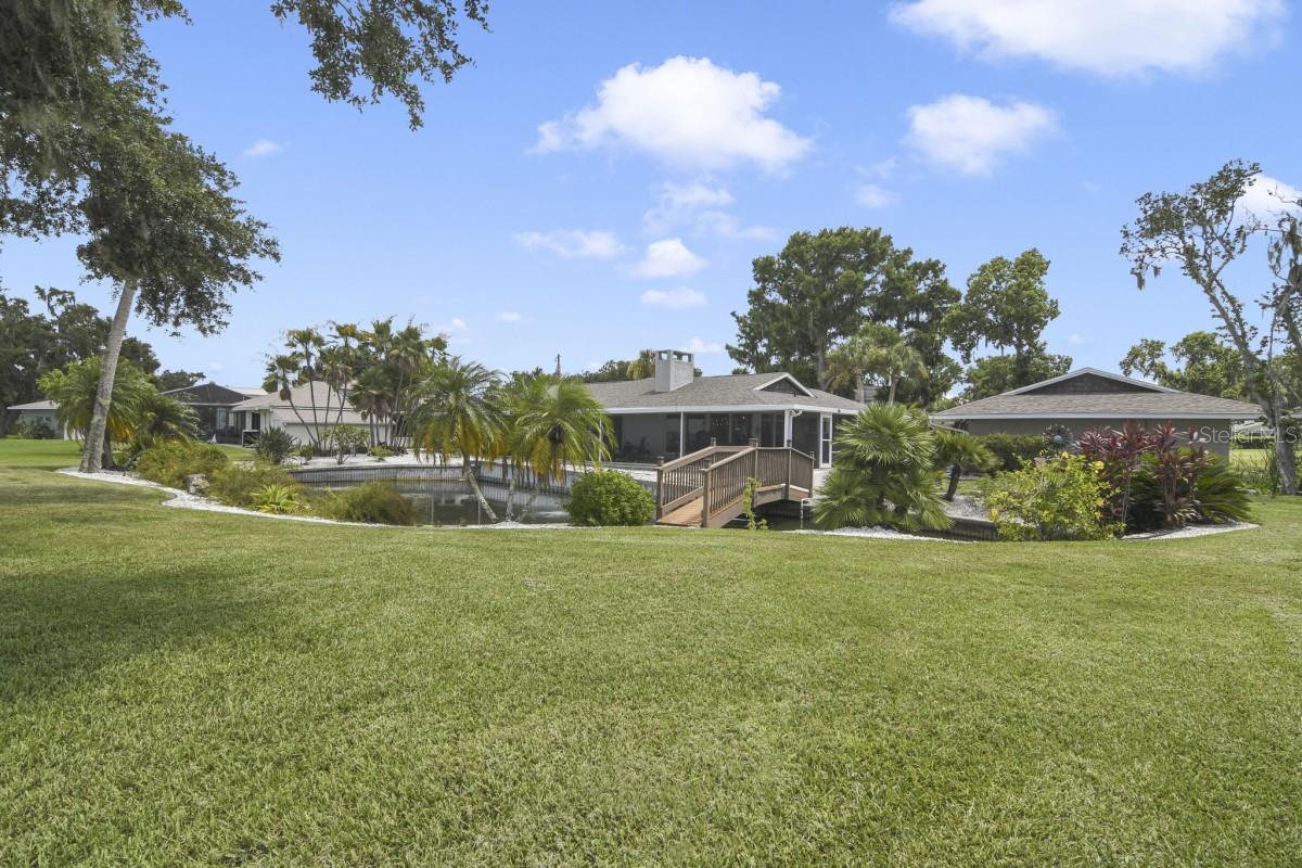 Image 9 of 40 For 8035 Lakeside Drive