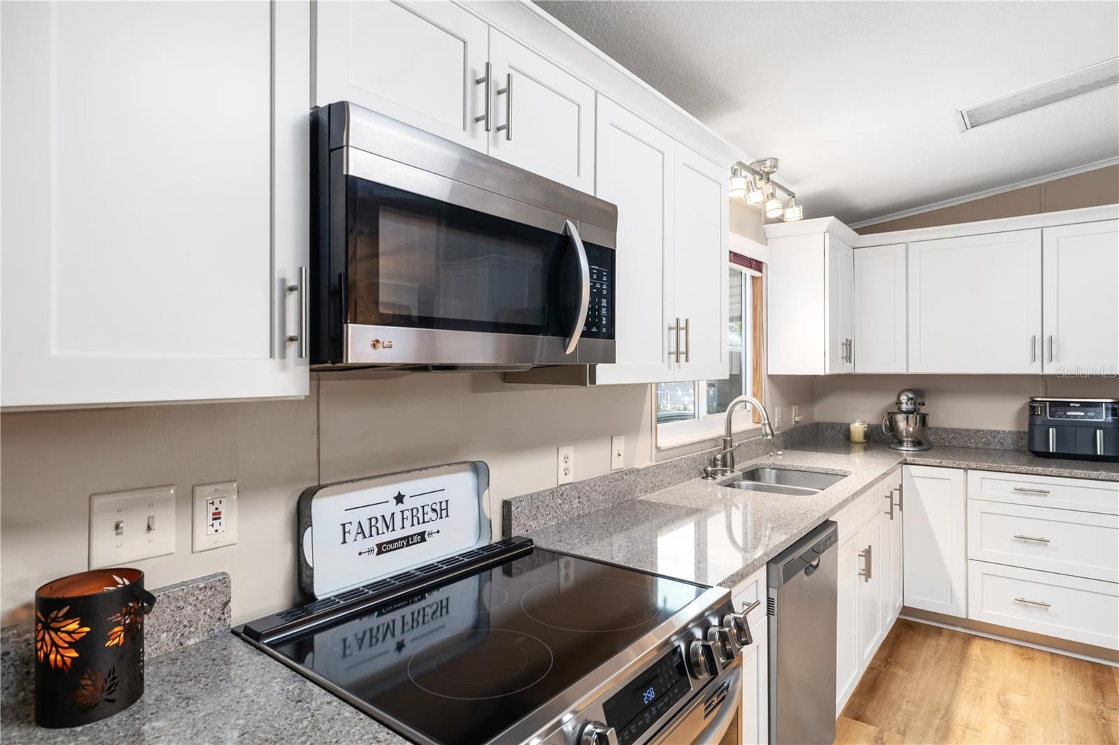 Image 11 of 41 For 1001 Starkey Road 310