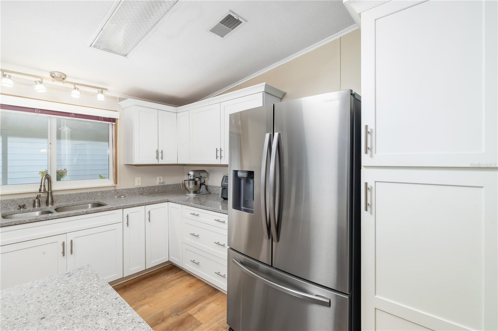 Image 12 of 41 For 1001 Starkey Road 310